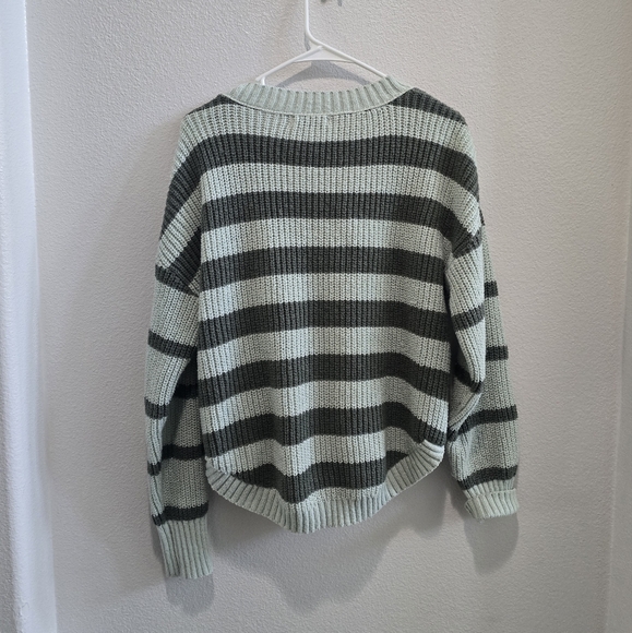 So green stripped sweater juniors size large - Picture 2 of 4